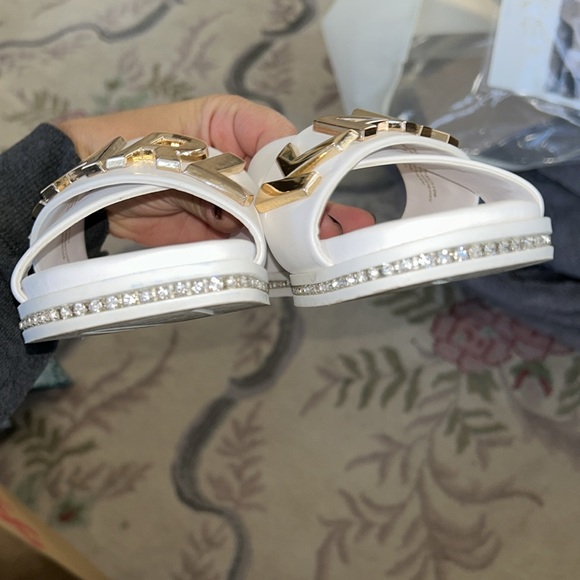 Sandals - Picture 5 of 5